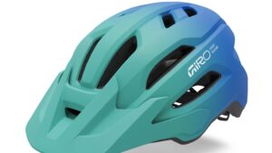 Top-level mountain biking styling at a value price with all the features needed to conquer fire road adventures and swooping singletrack trails.